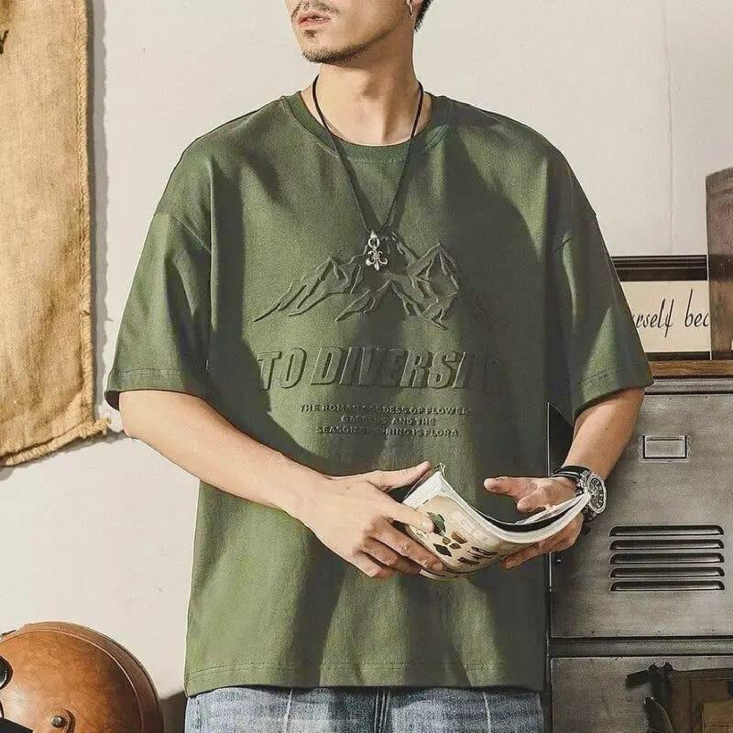 Drop-shoulder T-shirt in Olive Green